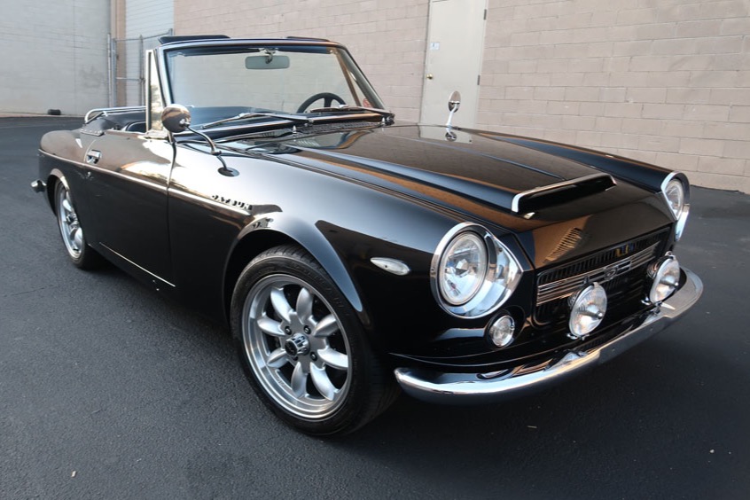 Datsun SP310/311 Roadster with VTO vintage aluminum wheels - Photo 7
