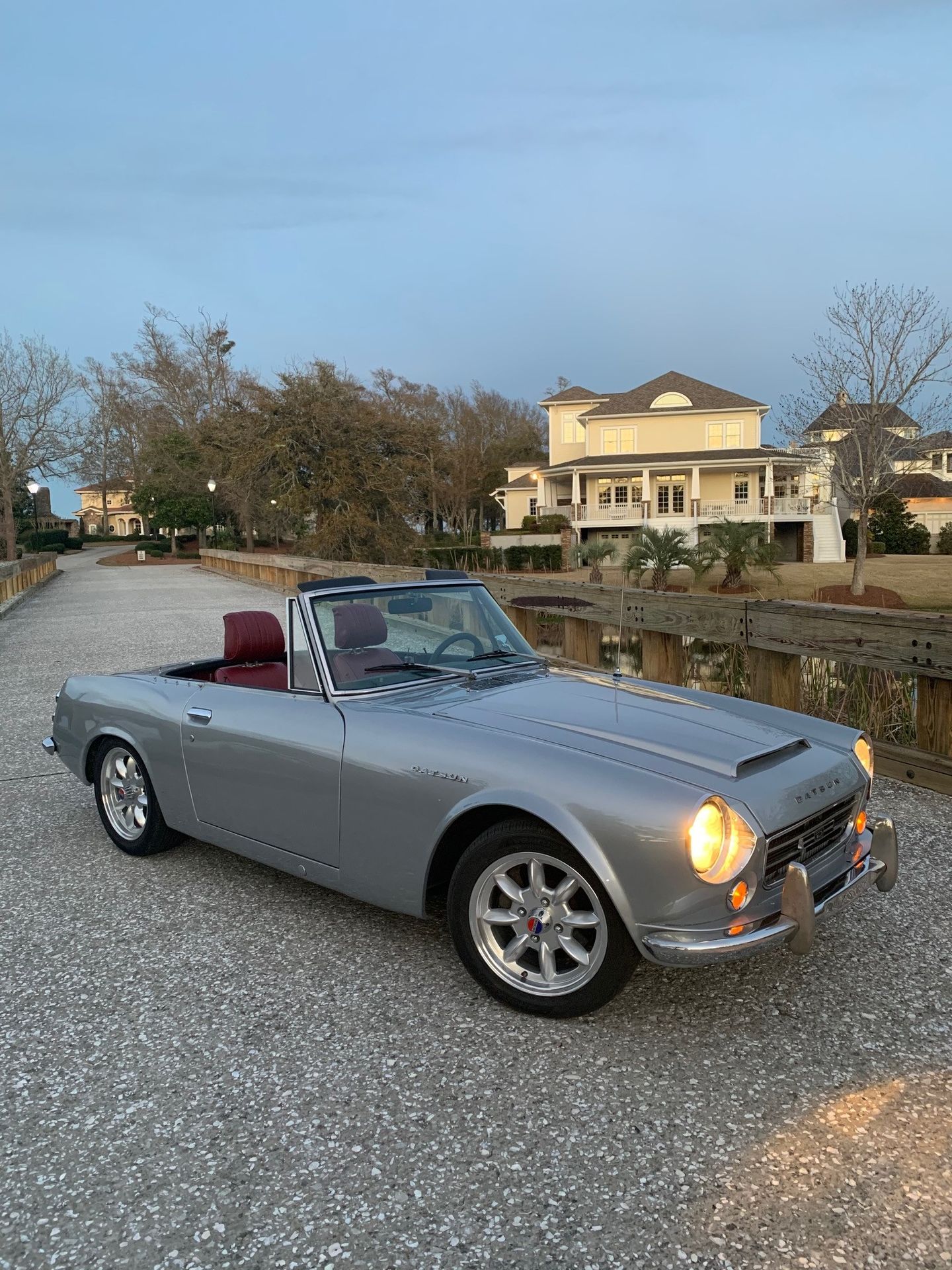 Datsun SP310/311 Roadster with VTO vintage aluminum wheels - Photo 17