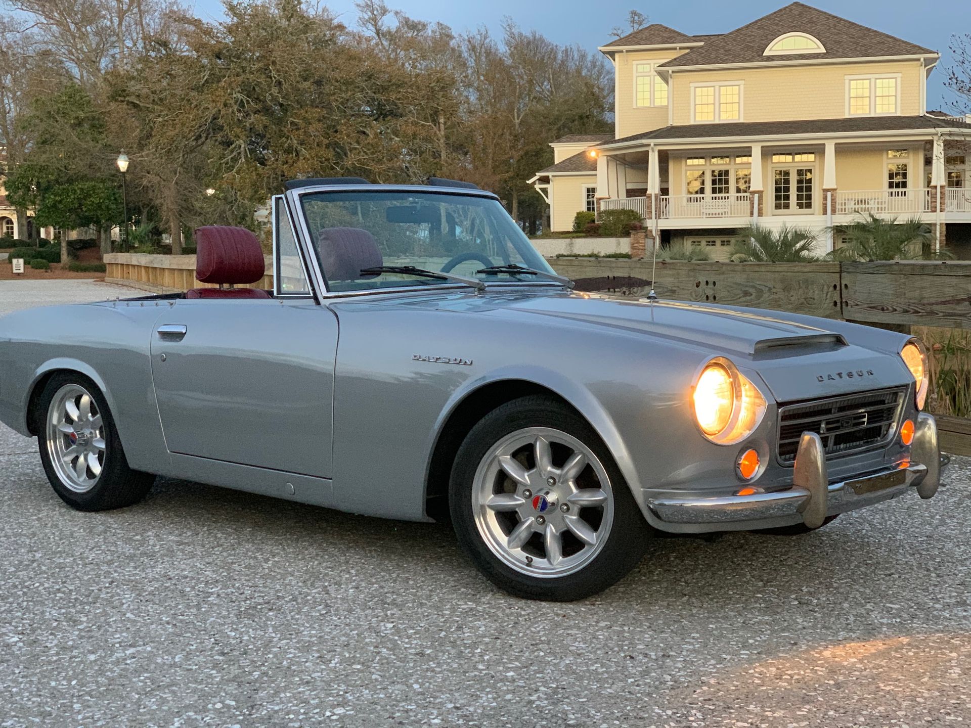 Datsun SP310/311 Roadster with VTO vintage aluminum wheels - Photo 19