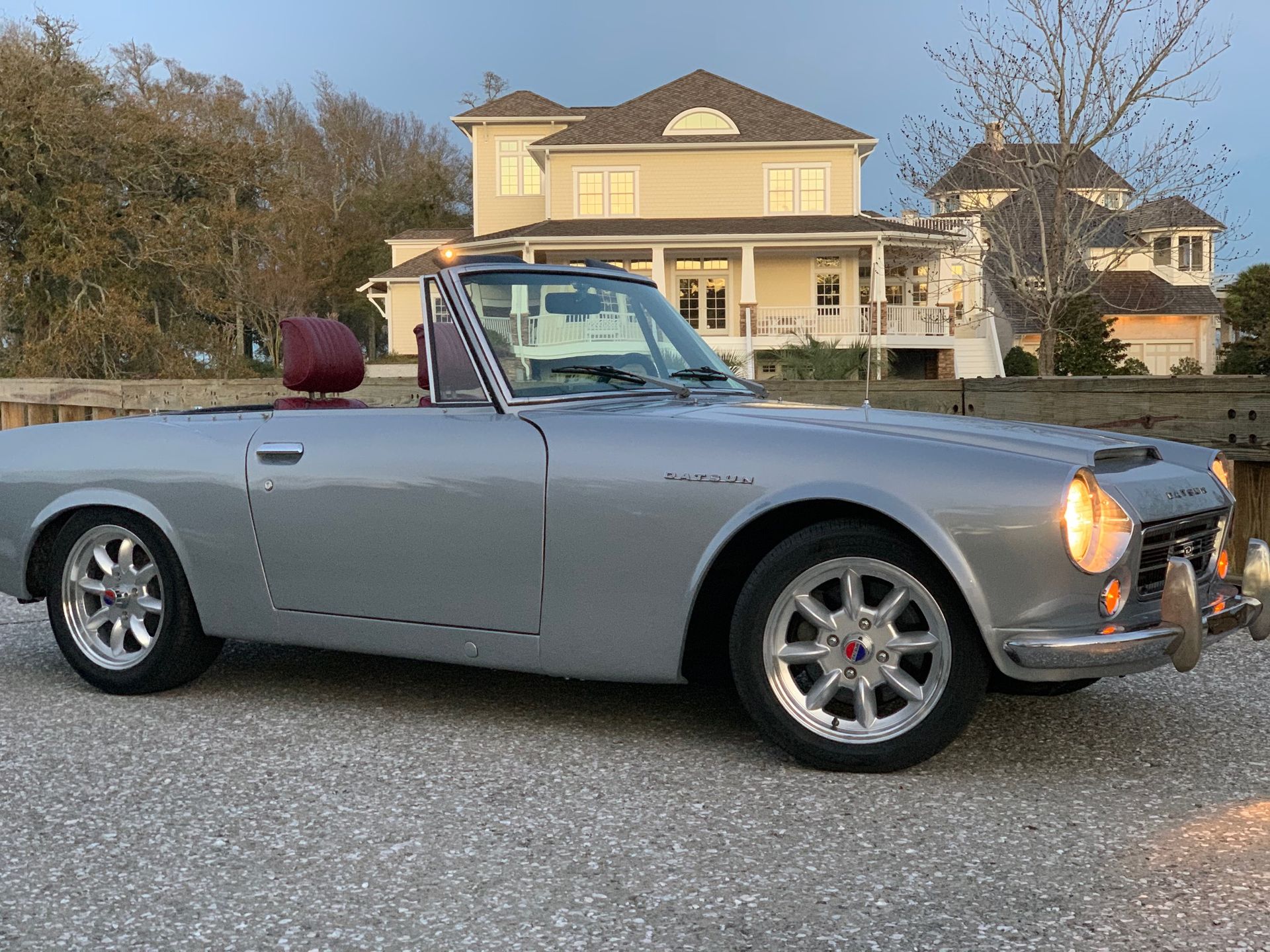 Datsun SP310/311 Roadster with VTO vintage aluminum wheels - Photo 20