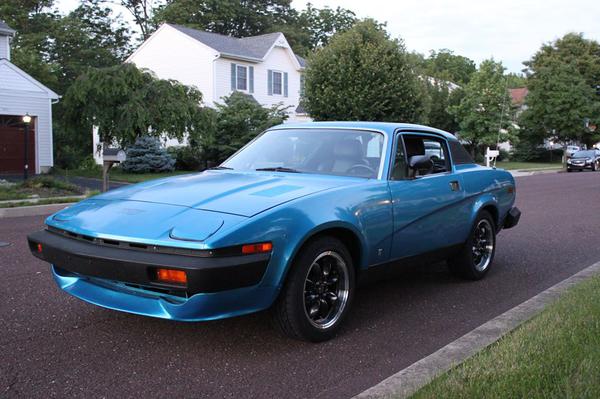 Triumph TR7 with VTO vintage aluminum wheels - Photo 1