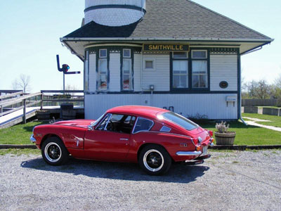 Triumph GT6 with VTO vintage aluminum wheels - Photo 3