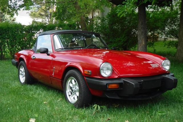 Triumph Spitfire with VTO vintage aluminum wheels - Photo 3