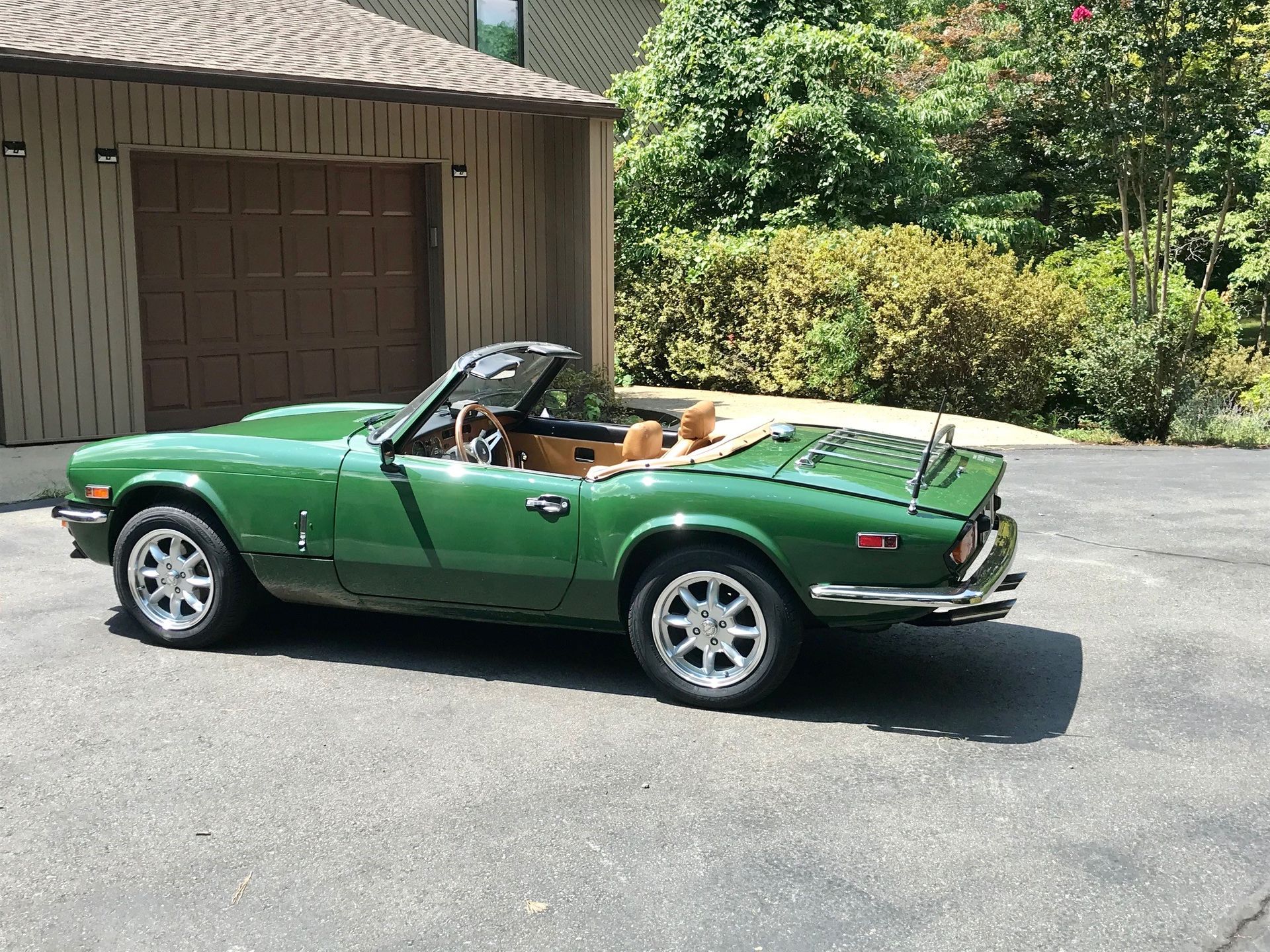 Triumph Spitfire with VTO vintage aluminum wheels - Photo 5