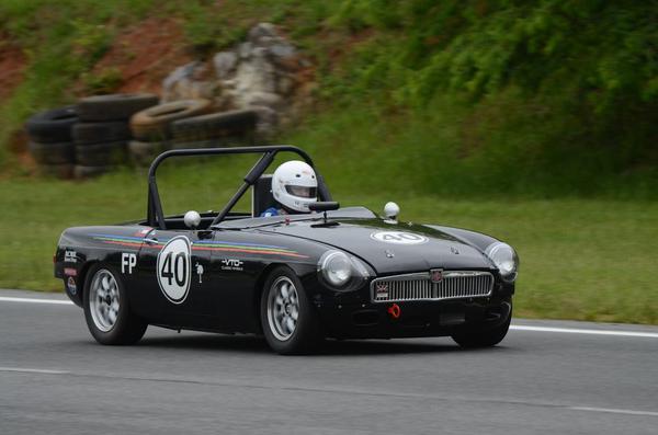 MG MGB/GT with VTO vintage aluminum wheels - Photo 54