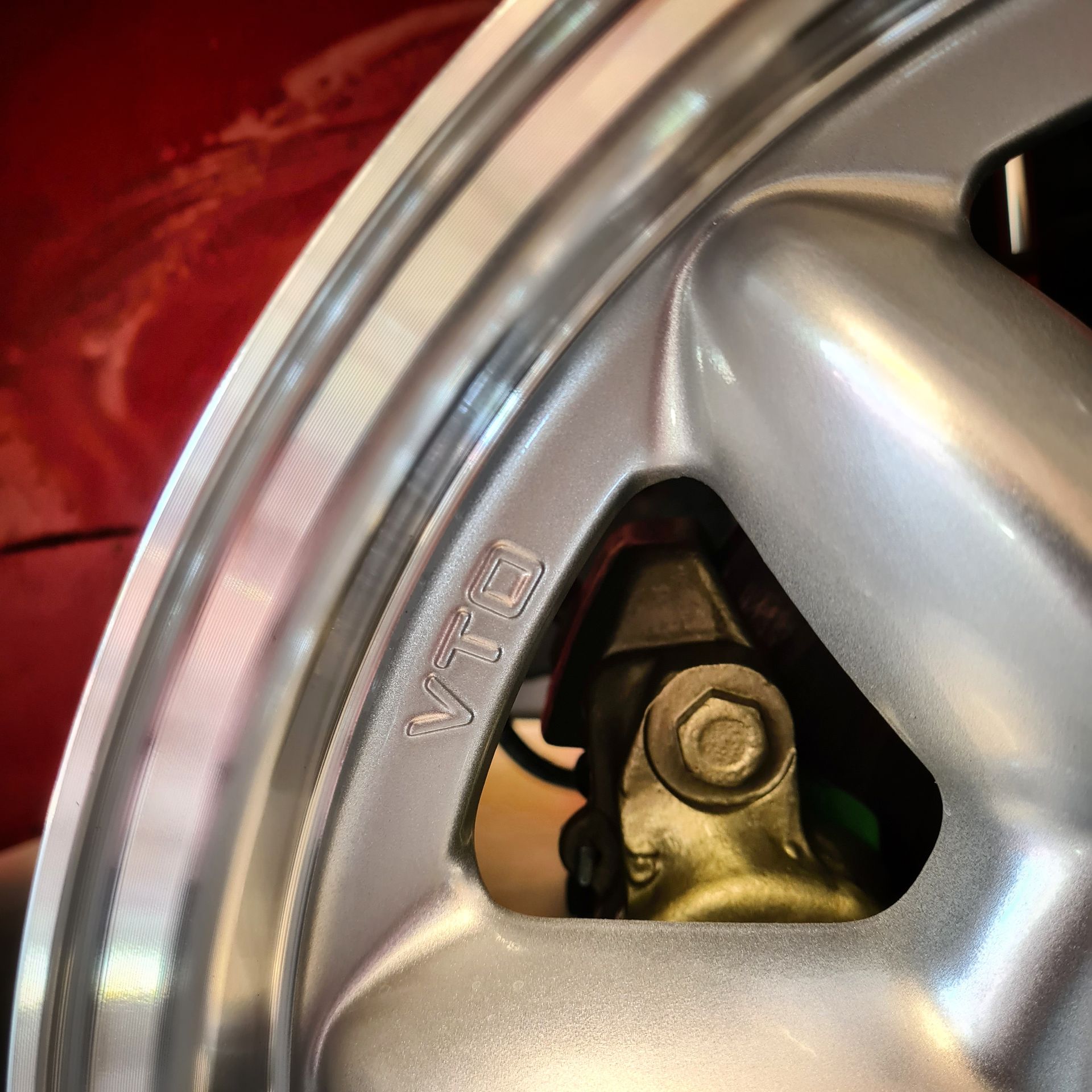 MG MGA with VTO vintage aluminum wheels - Photo 4