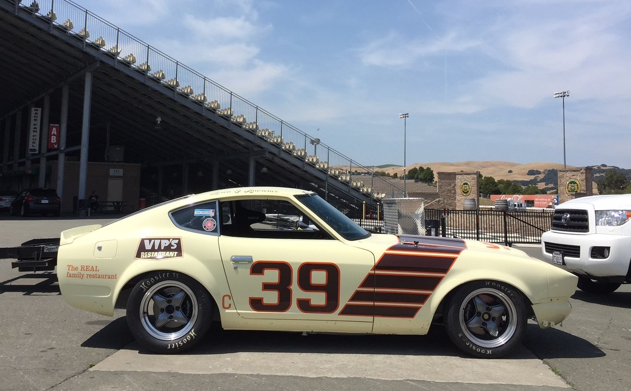 Datsun 240Z with VTO vintage aluminum wheels - Photo 18