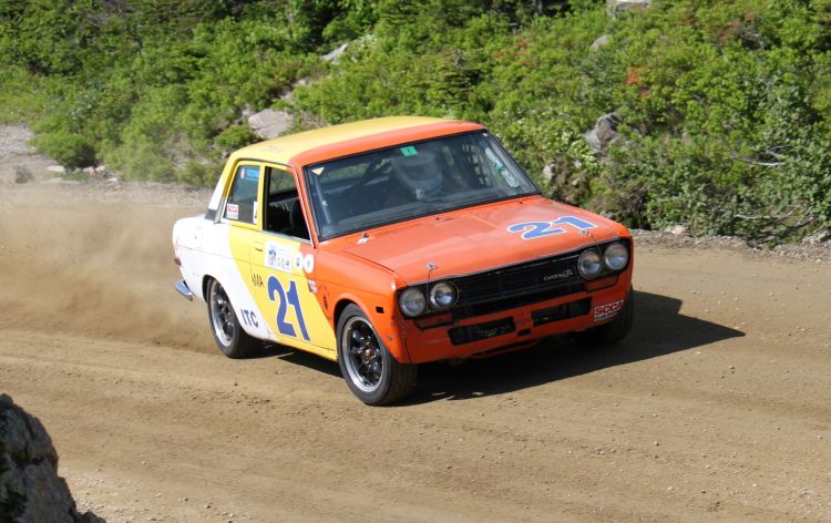 Datsun 510 with VTO vintage aluminum wheels - Photo 13